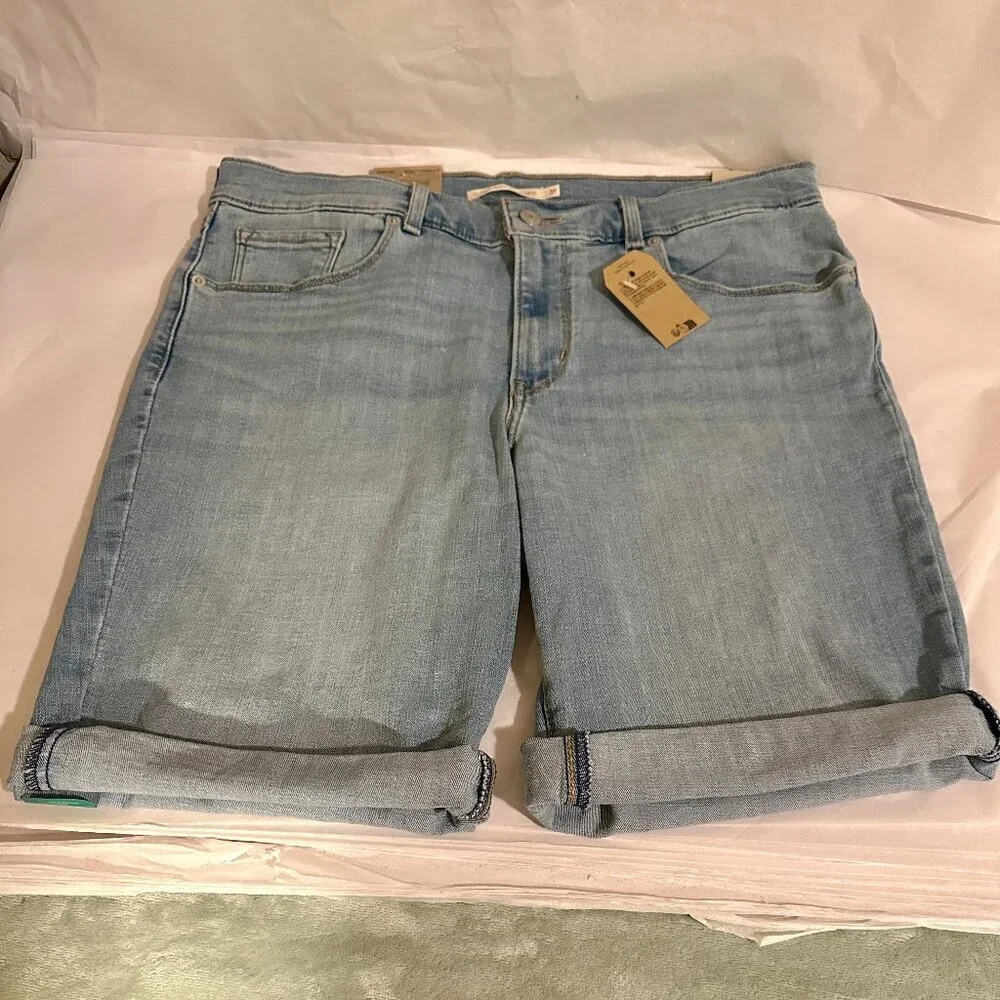 Levis elevate your